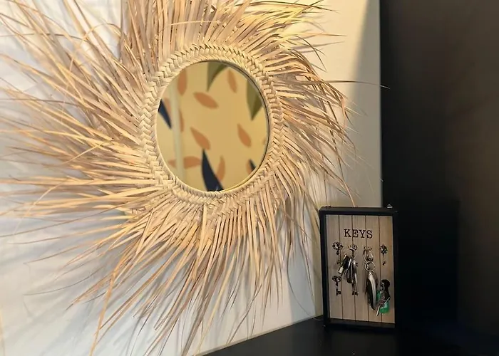 Cosy 2 Pièces élégant Proche Gare Et Port Vauban *